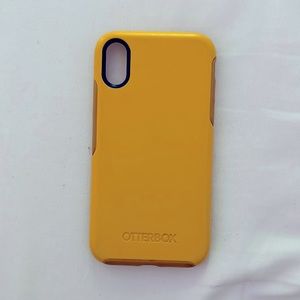 iPhone XR Yellow Otterbox Case - Symmetry